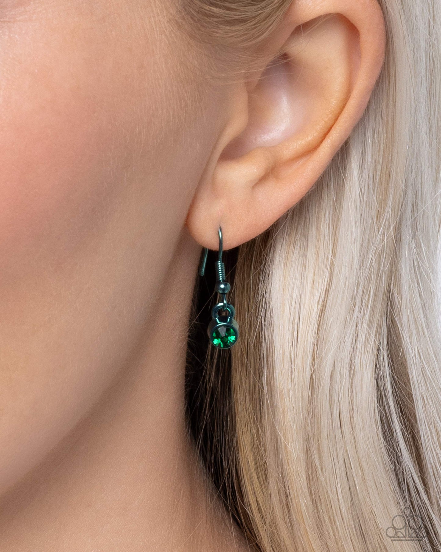 Fond Fashion - Green Curb Chain/Emerald Green Hearts Paparazzi Necklace & matching earrings