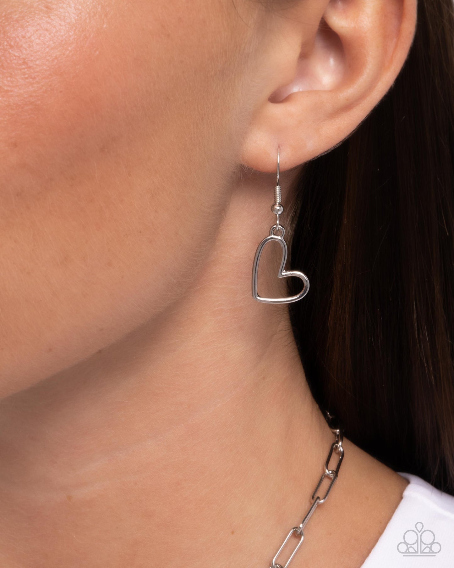 Courting Chains - Silver "XOXO"/Airy Heart Pendant Paparazzi Necklace & matching earrings