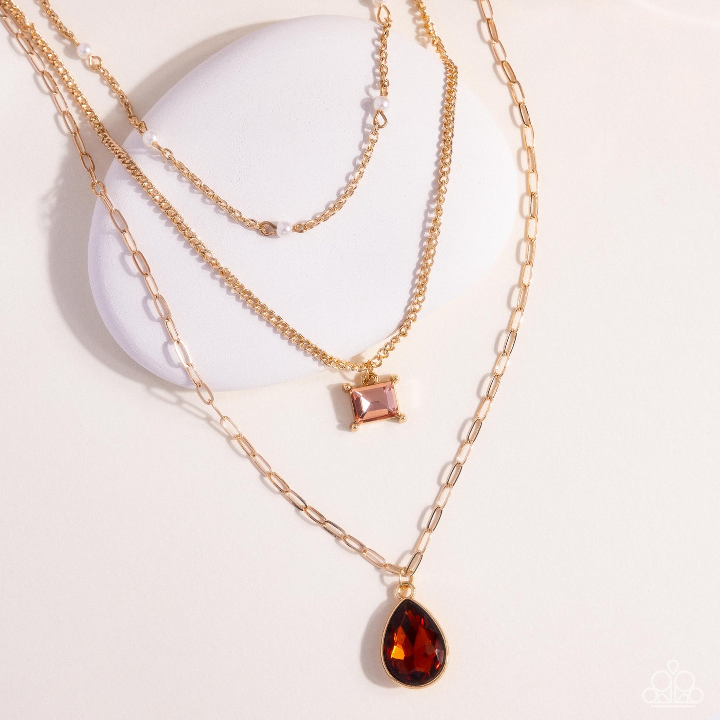 Giddy Glitter - Brown Gem Pendant/White Pearls/Gold Chains Paparazzi Necklace & matching earrings