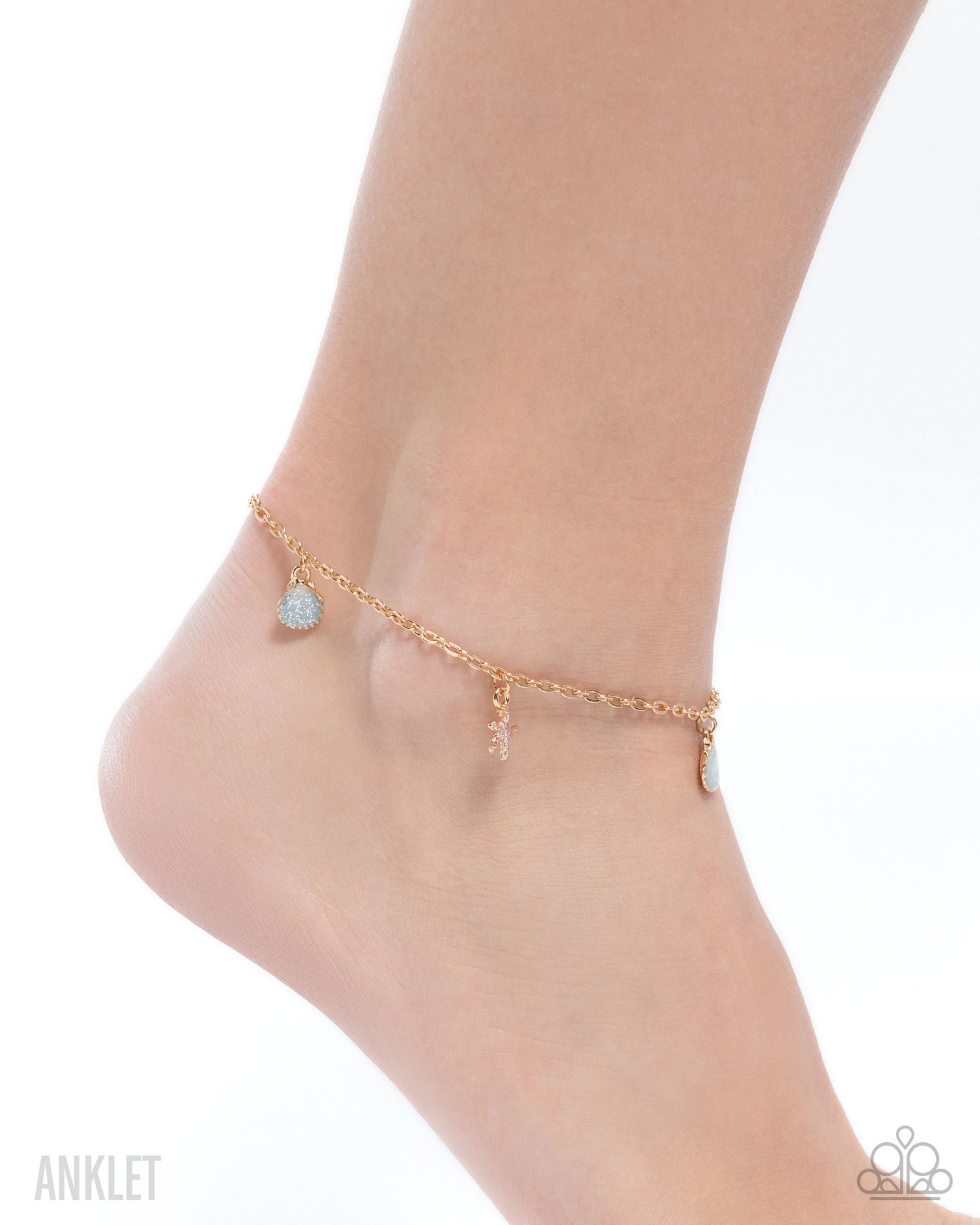 Coastal Celebrity - Gold Dainty Chain/Ocean-Inspired Charms Paparazzi Anklet