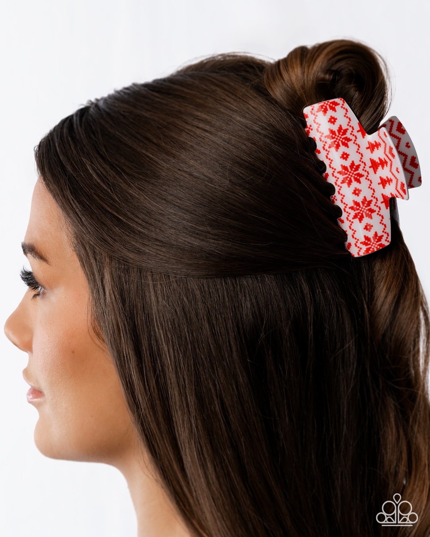 Sweater Style - Red & White Christmas-Inspired Paparazzi Hair Claw Clip