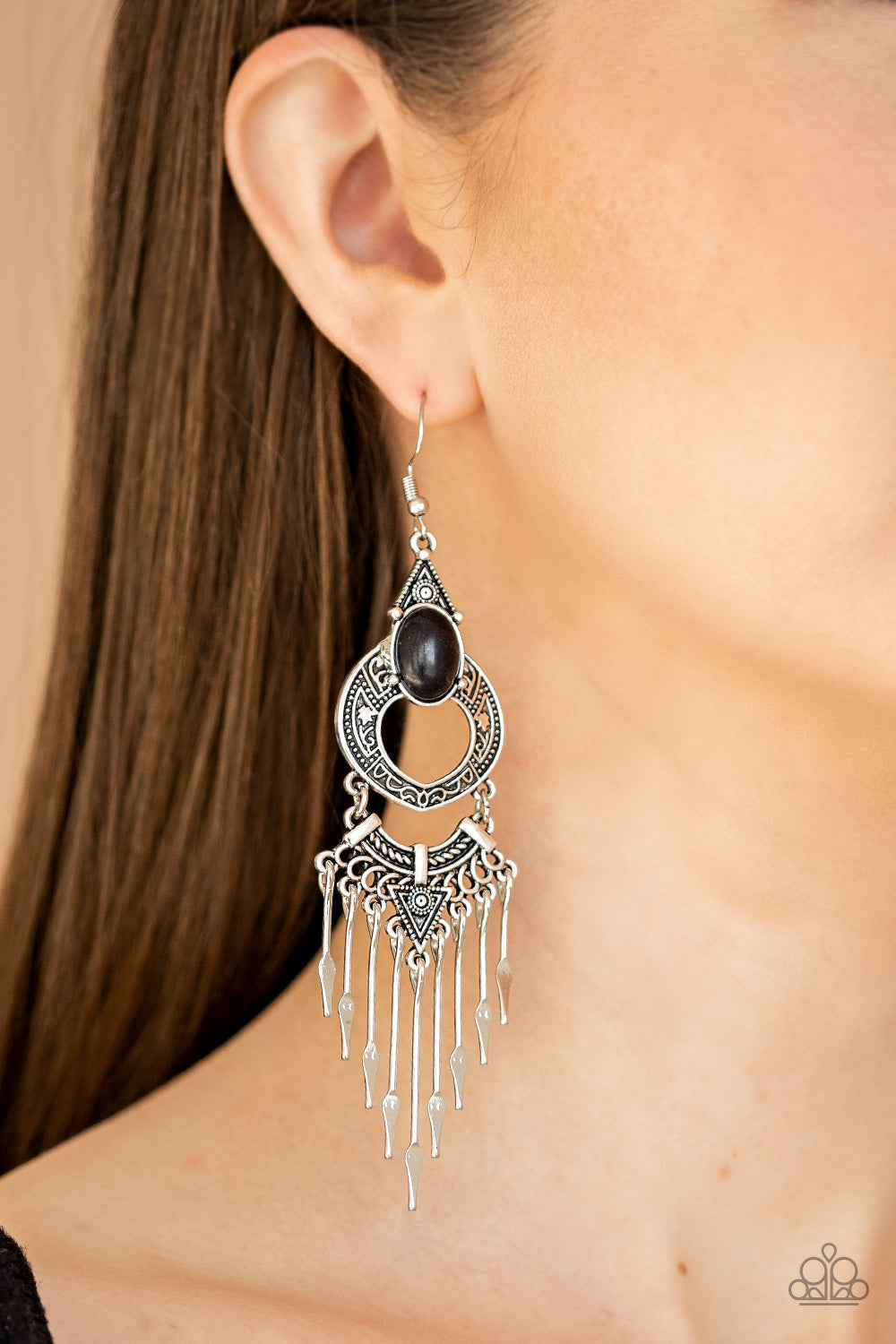 Southern Spearhead - Black Stone/Spear-Shaped Silver Bar Tapered Fringe Earrings