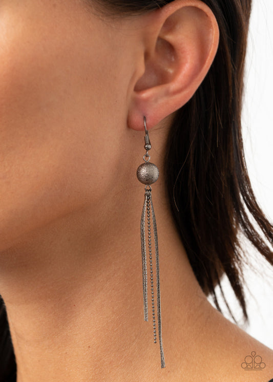 SLEEK-ing Revenge - Gunmetal Foil Bead & Gunmetal Chain Tassel Earrings