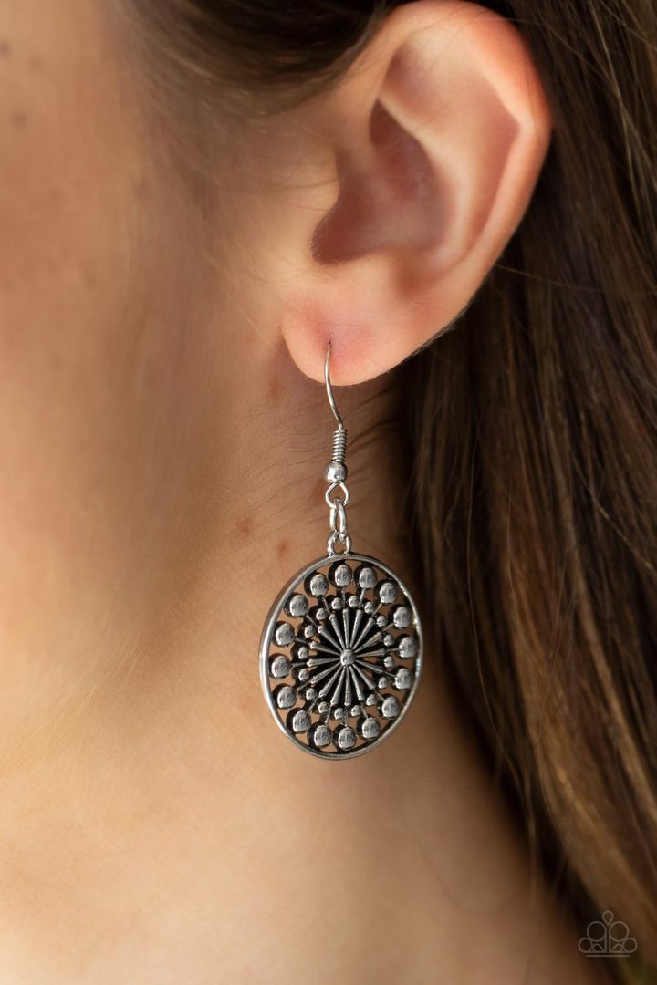 One MANDALA Show - Yellow Suede & Decorative Silver Mandala-Like Pendant Necklace & matching earrings