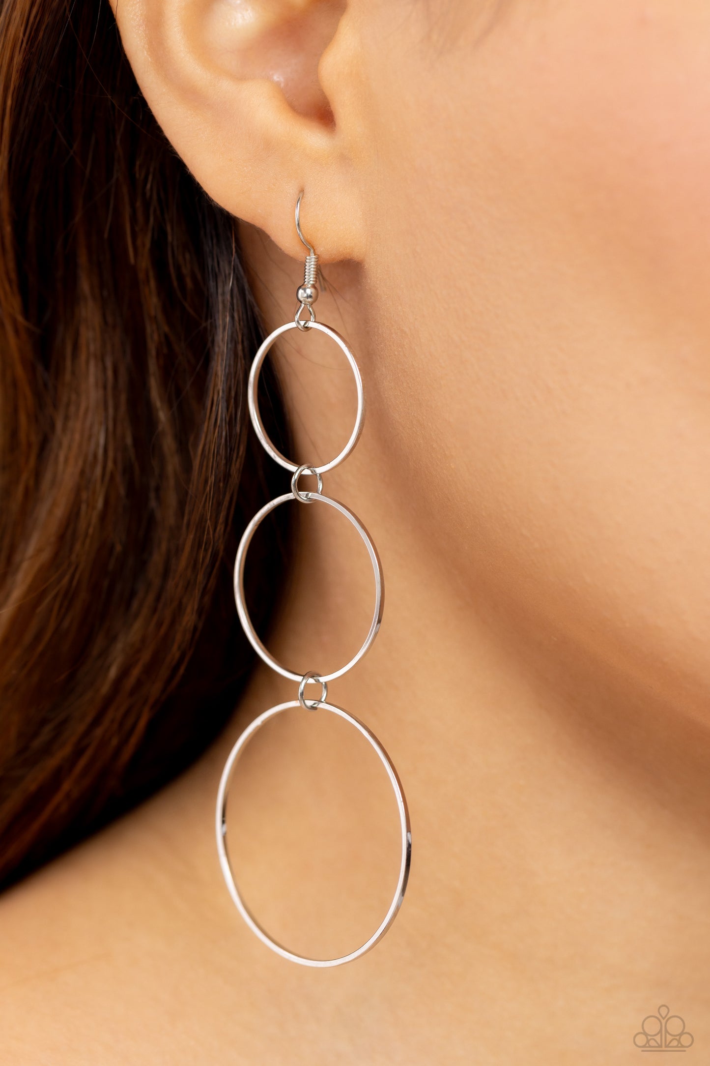 Urban Ozone - Silver Flat Linked Loops Paparazzi Earrings