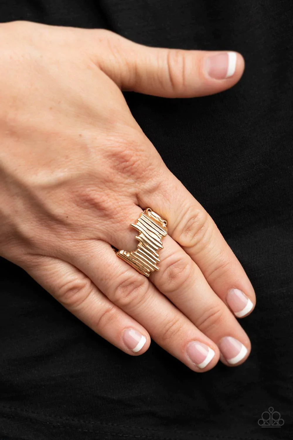 Along the Lines - Gold Wavy Asymmetrical Bar Paparazzi Ring