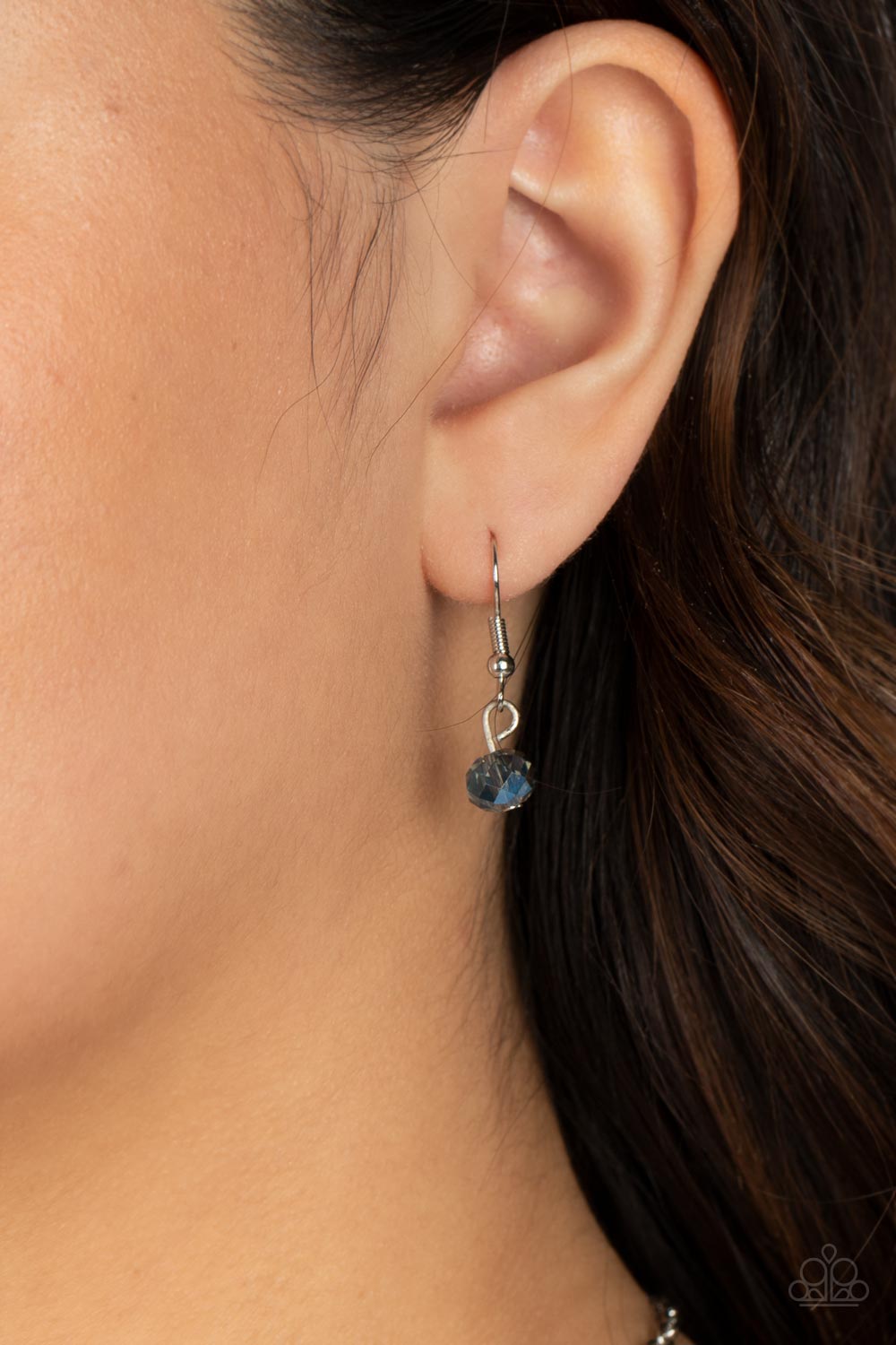 Swinging Shimmer - Blue Iridescent Teardrop/Silver Interconnected Rings Paparazzi Pendant Necklace & matching earrings