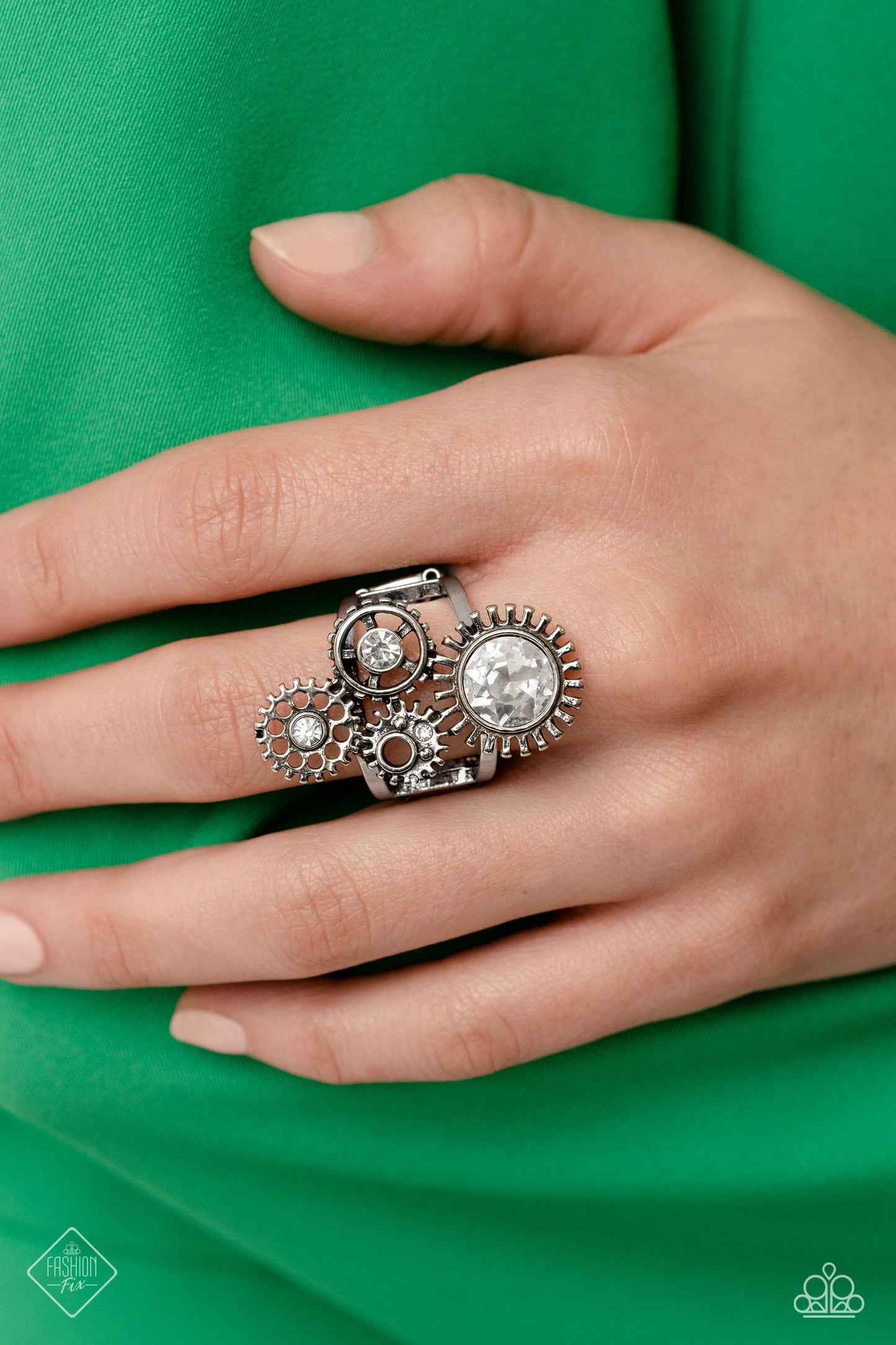 Magnificent Musings - April 2023 Fashion Fix - Complete Trend Blend