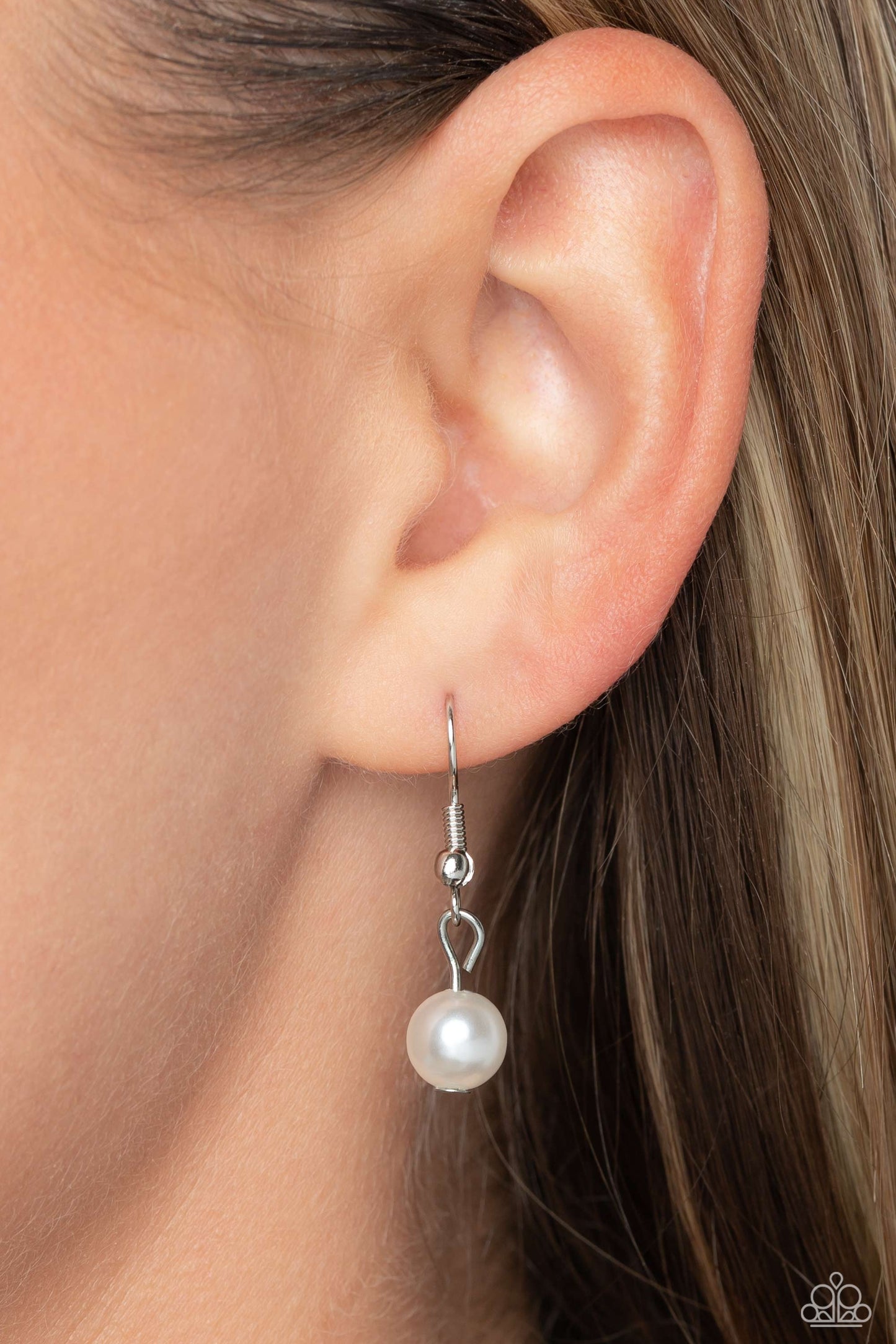 Upper Class - White Rhinestone/White Pearl Lariat-Like Necklace and matching earrings
