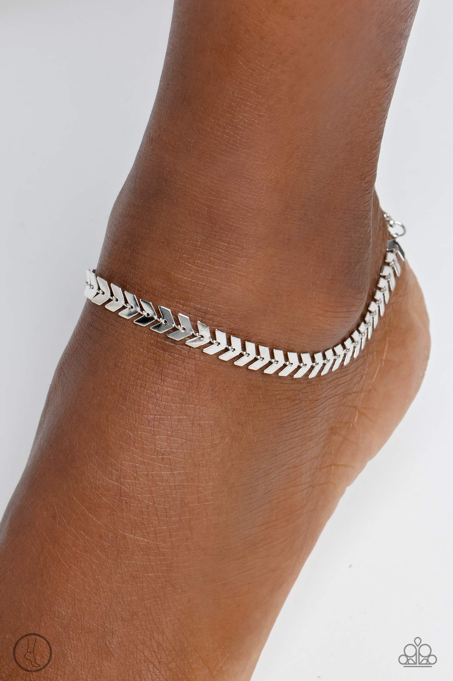 Point in Time - Silver V-Shaped Bars Paparazzi Anklet