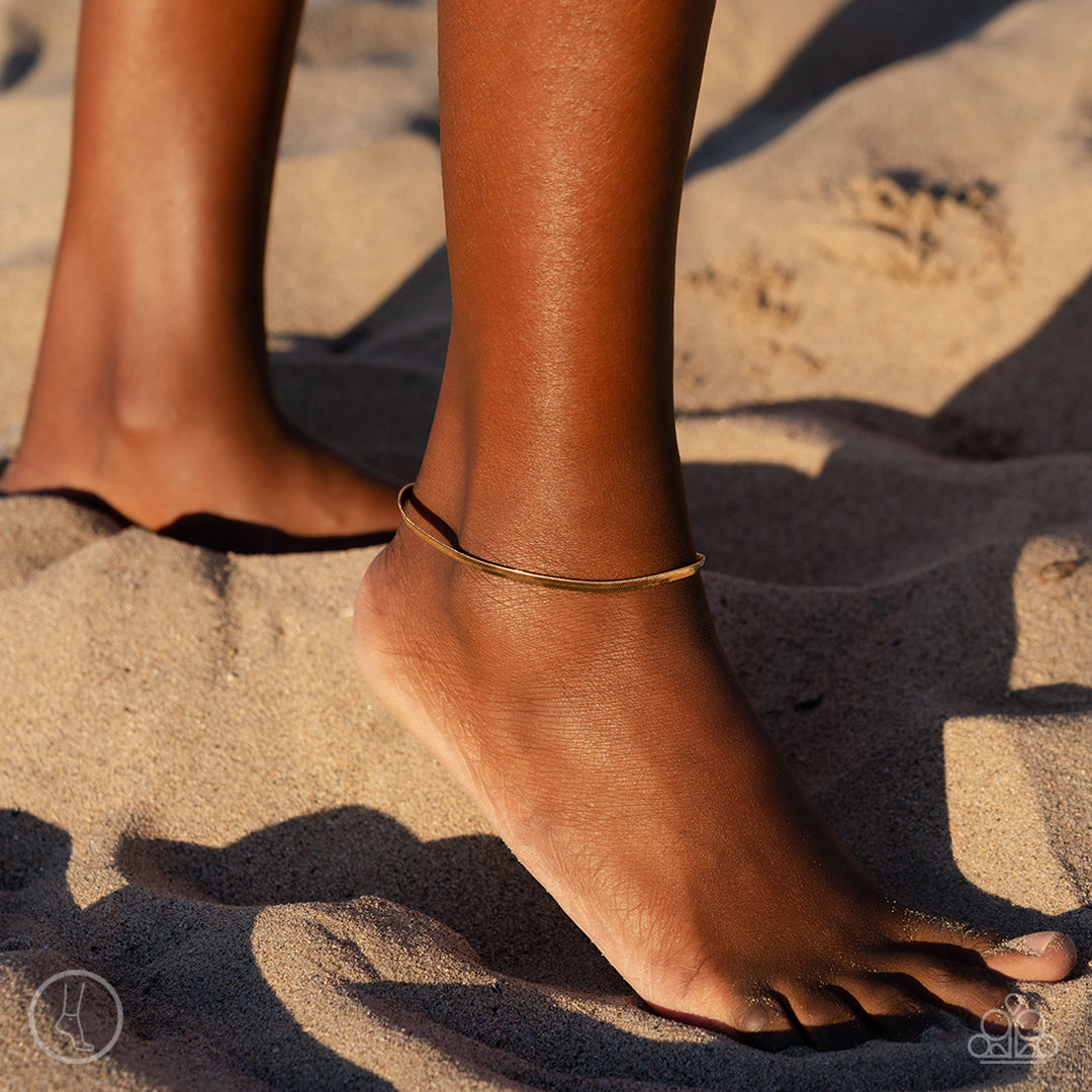 Tan Lines - Gold Snake Chain Paparazzi Anklet