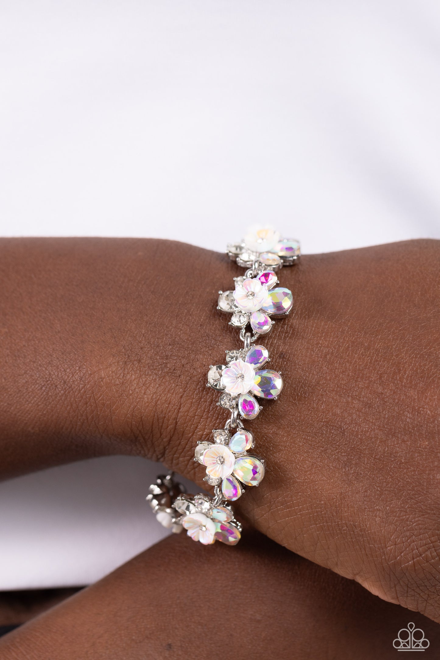Floral Frenzy - White Flower Centers/Iridescent Petals Paparazzi Adjustable Bracelet
