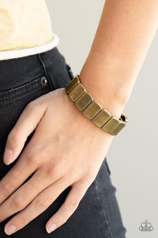 Retro Effect - Brass Antiqued Shimmer Paparazzi Stretch Bracelet