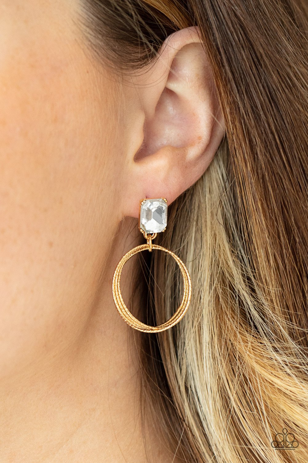 Prismatic Perfection - Gold Textured Rings & White Emerald Cut Rhinestone Paparazzi Post Earrings