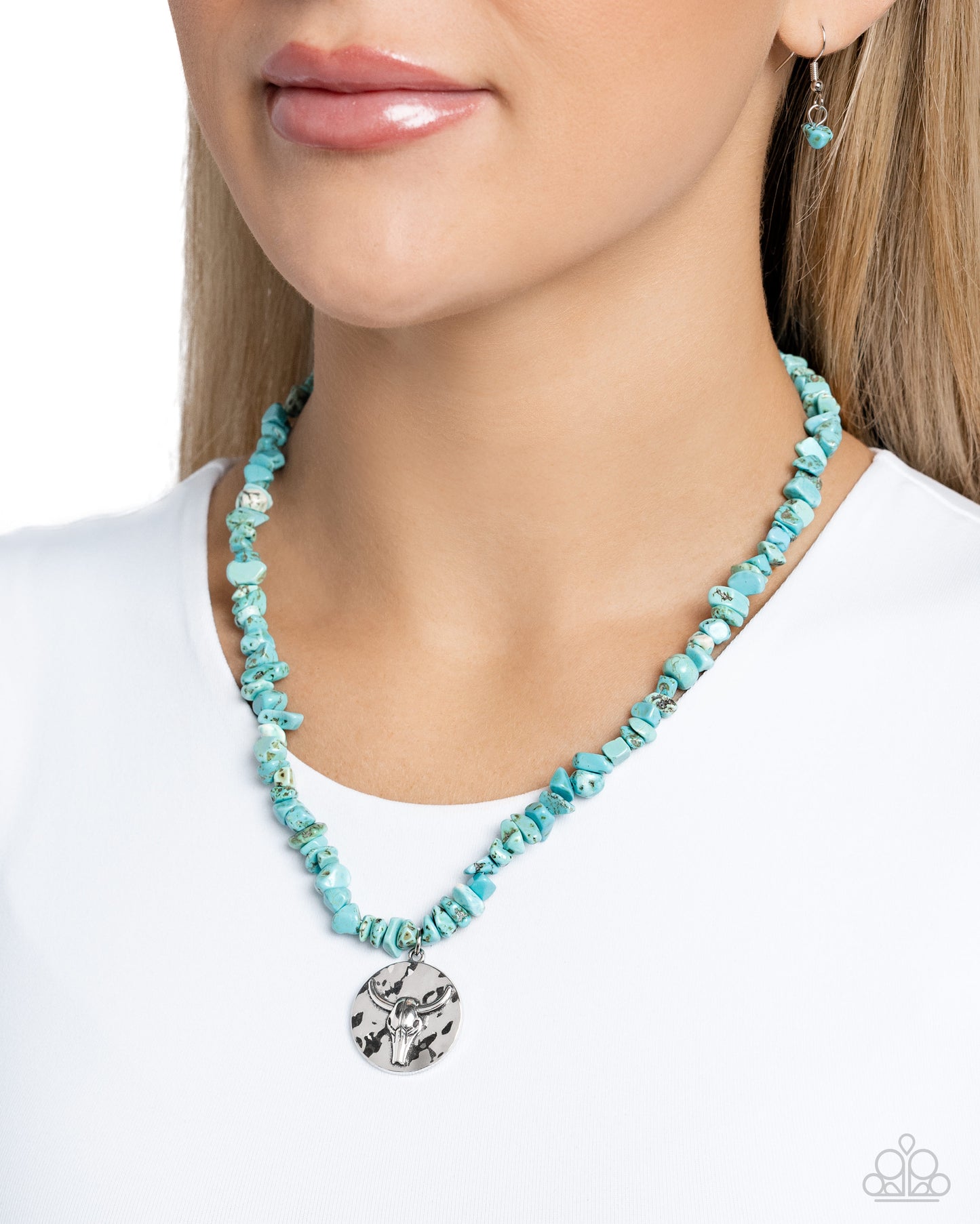 Longhorn Leader - Blue/Turquoise Chiseled Stones/Longhorn Skull Pendant Paparazzi Necklace & matching earrings