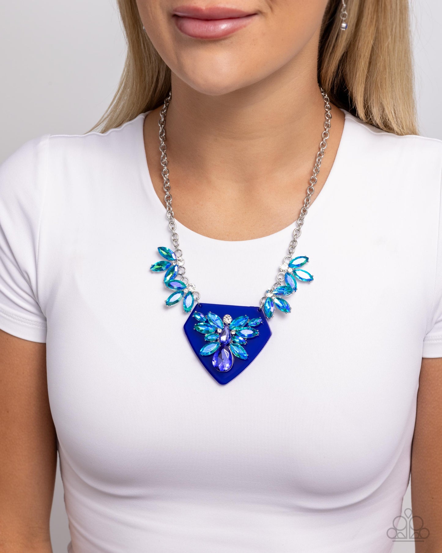 Scintillating Shield - Blue Triangular Pendant/Blue Rhinestones Paparazzi Necklace & matching earrings