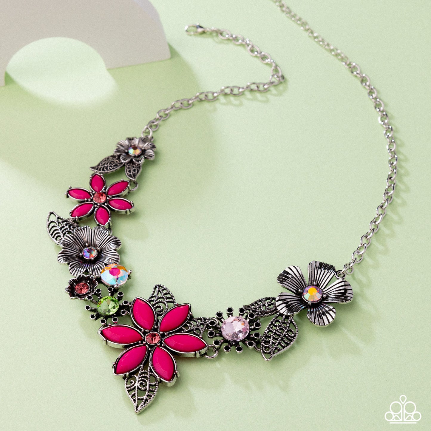 GARDEN My Sparkle - Pink Beaded Flowers/Pink Gems Paparazzi Necklace & matching earrings
