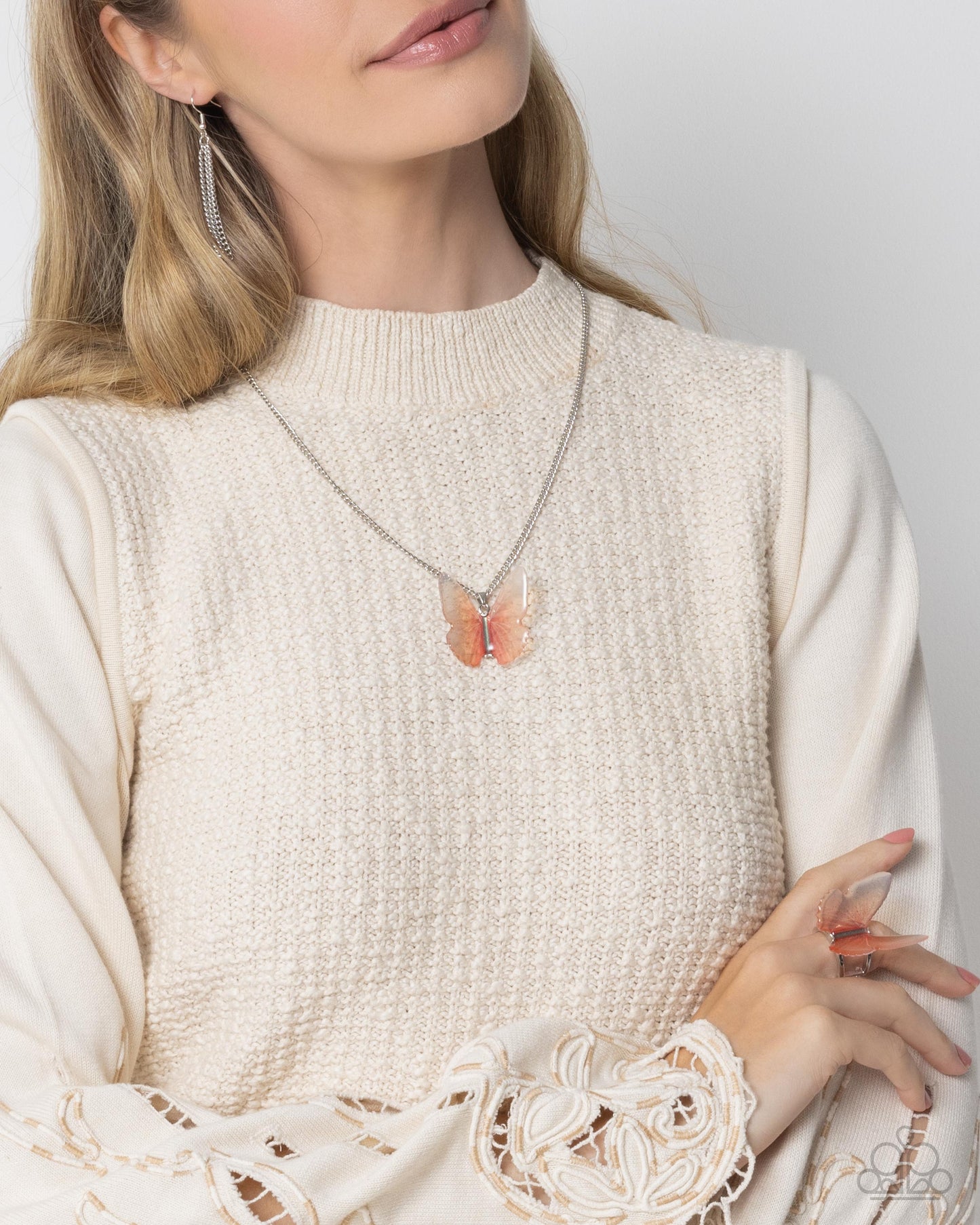 Fancy Flight - Pink Complete Look Paparazzi Accessories