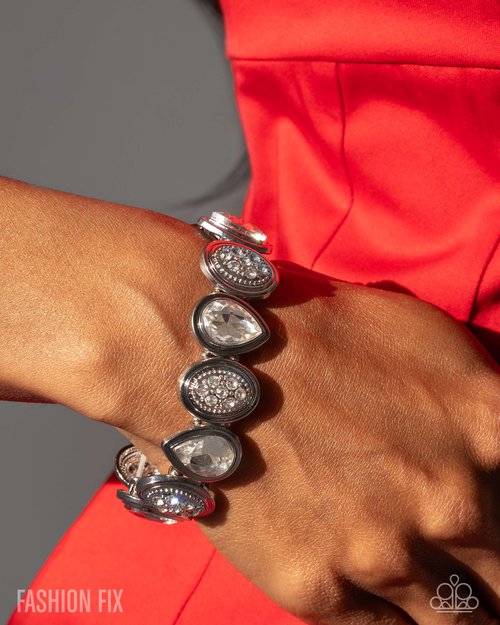 Fiercely 5th Avenue - July 2025 Fashion Fix Set