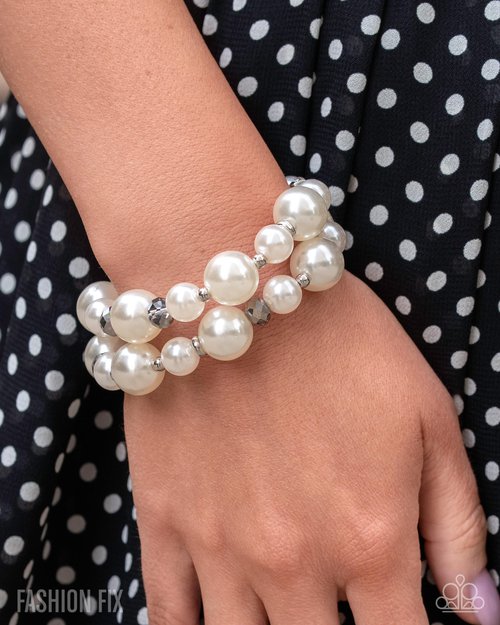 Fiercely 5th Avenue - August 2025 Fashion Fix Set