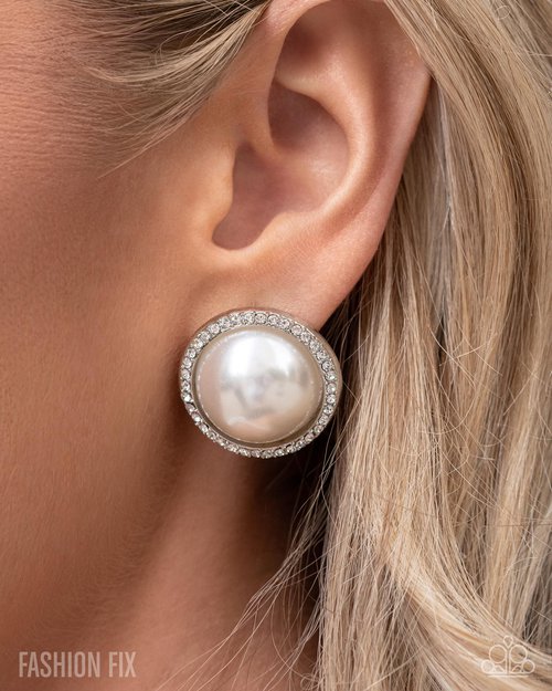 Fiercely 5th Avenue - August 2025 Fashion Fix Set