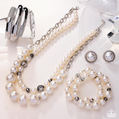 Fiercely 5th Avenue - August 2025 Fashion Fix Set