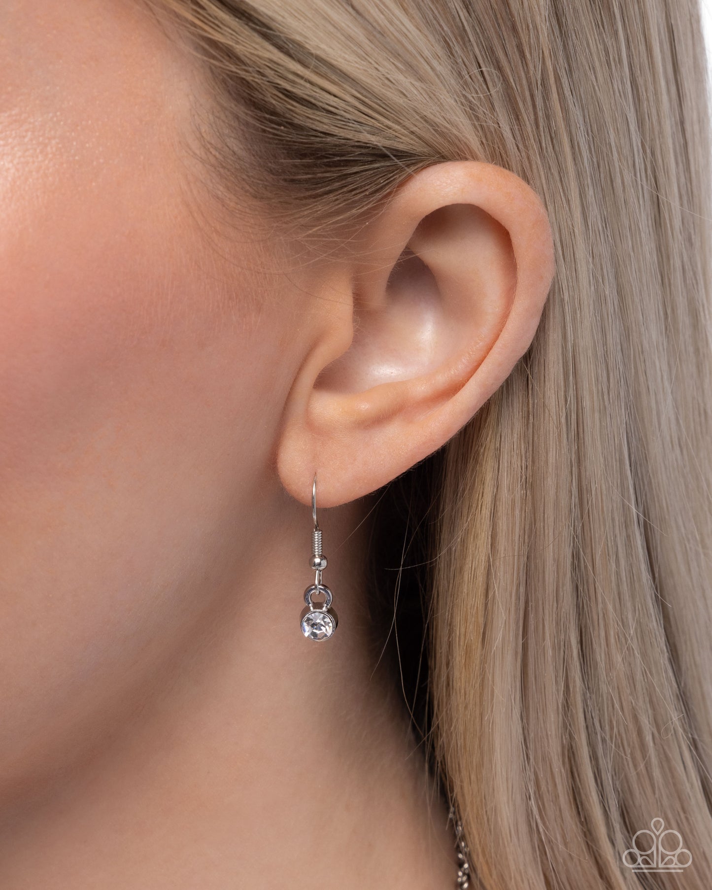 Educated Elephant - Blue Ornate Details/Silver Elephant Pendant Paparazzi Necklace & matching earrings