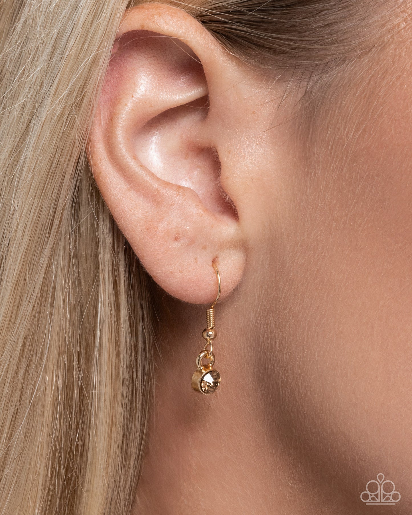 Leafy Limit - Gold Airy Leaf Pendant Paparazzi Necklace & matching earrings