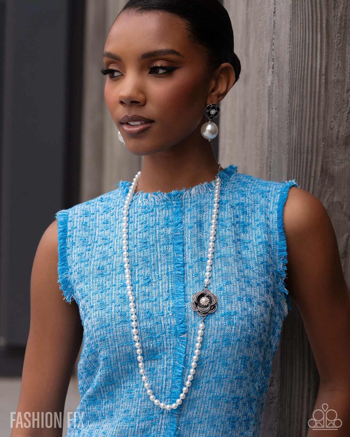 Fiercely 5th Avenue - August 2026 Paparazzi Fashion Fix Set
