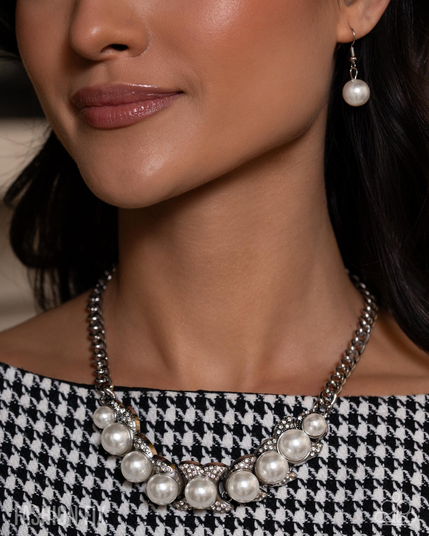 Fiercely 5th Avenue - January 2026 Paparazzi Fashion Fix Set