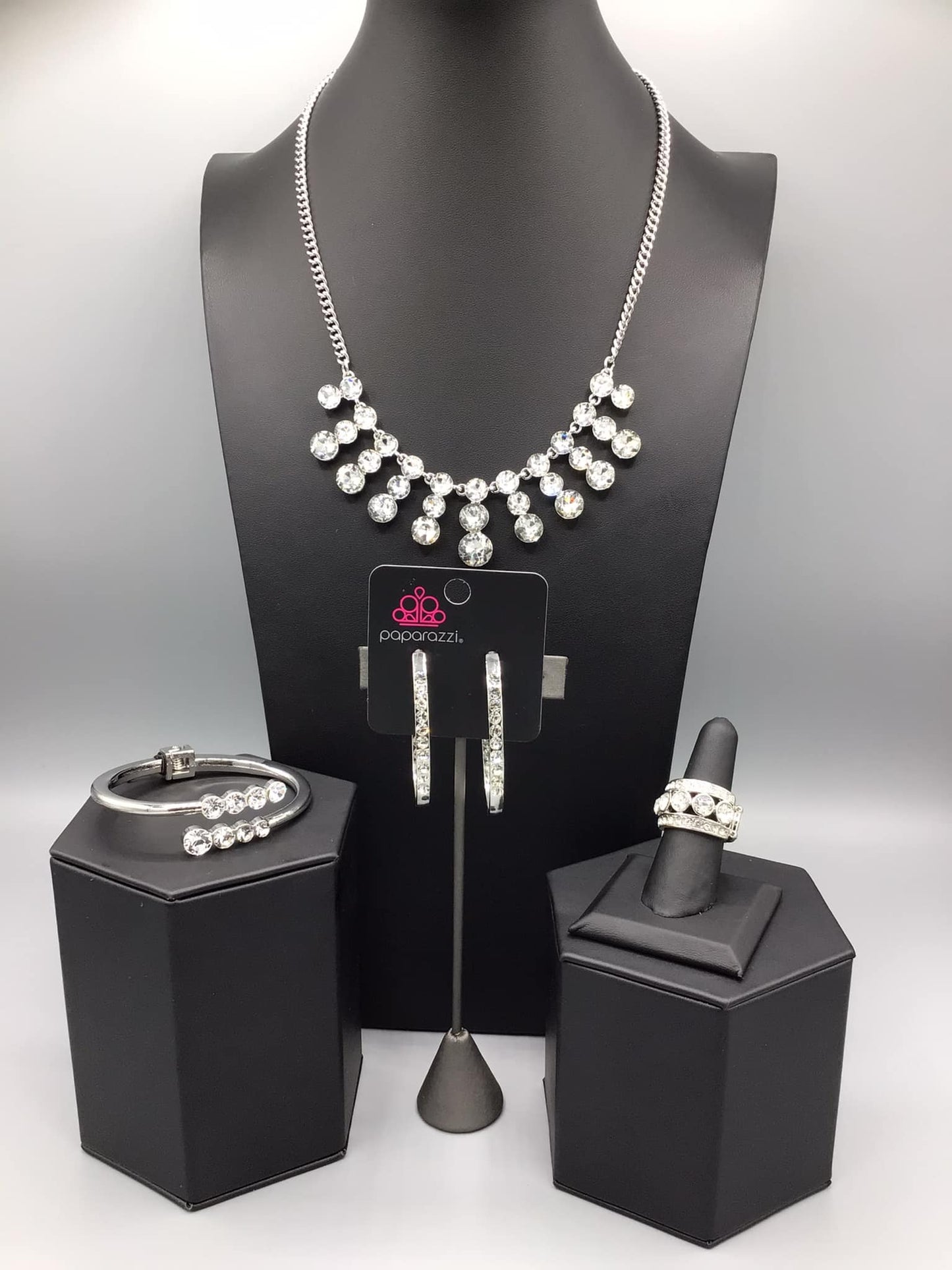 Paparazzi Fiercely 5th Avenue - Fashion Fix Set - February 2021