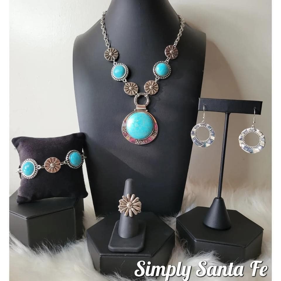 Simply Santa Fe - Complete Trend Blend - Fashion Fix Set - February 2022