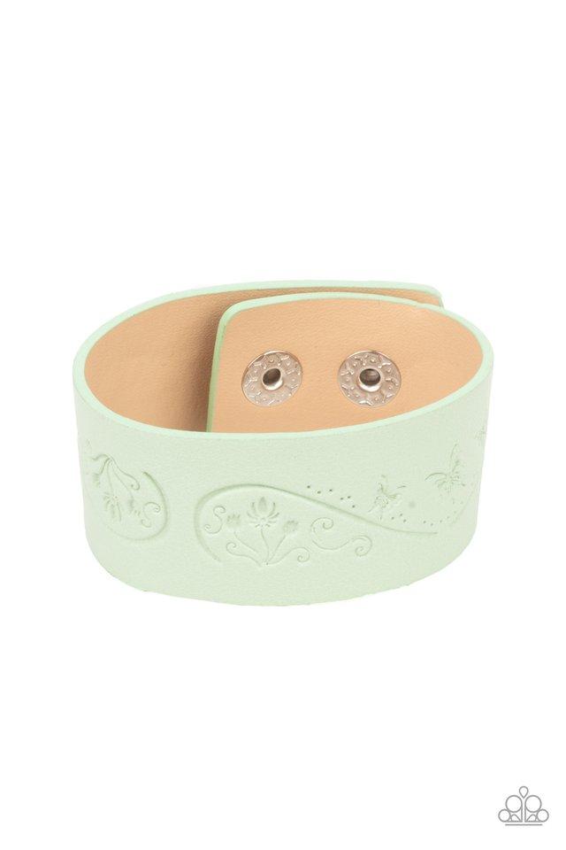 Butterfly Canopy - Green Decorative Butterfly & Flower Pattern Embossed Leather Paparazzi Snap Bracelet