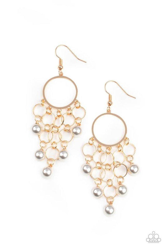 When Life Gives You Pearls - Gold Links/White Pearl Paparazzi Earrings
