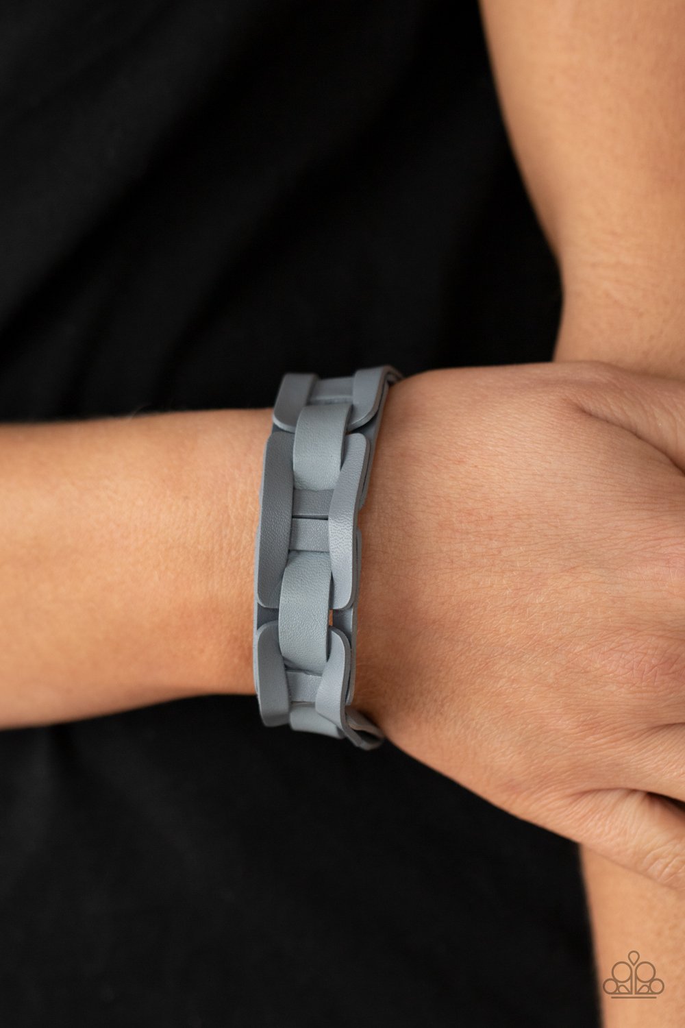 Garage Band Grunge - Silver/Gray Leather Interconnecting Link Paparazzi Snap Bracelet