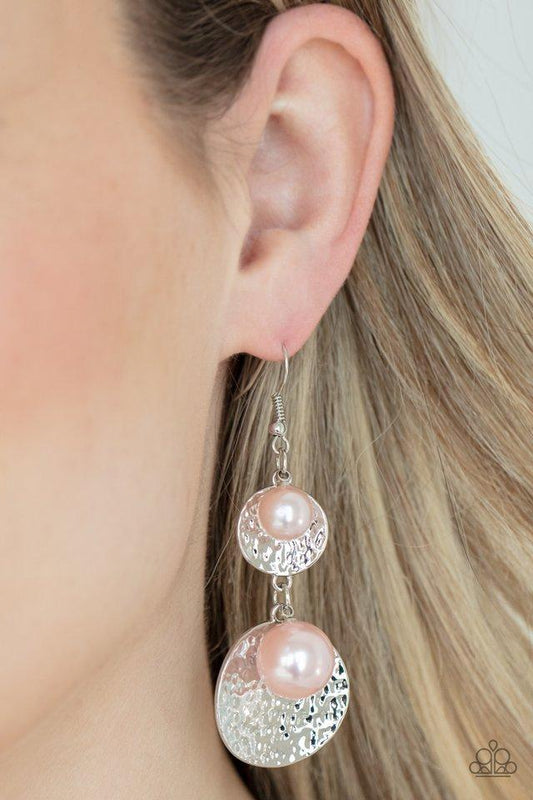 Pearl Dive - Pink Pearl/Silver Hammered Disc Paparazzi Earrings