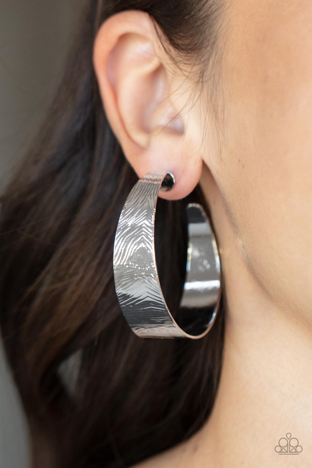 Curve Crushin - Silver Embossed Thick Silver Hoop Paparazzi Earrings