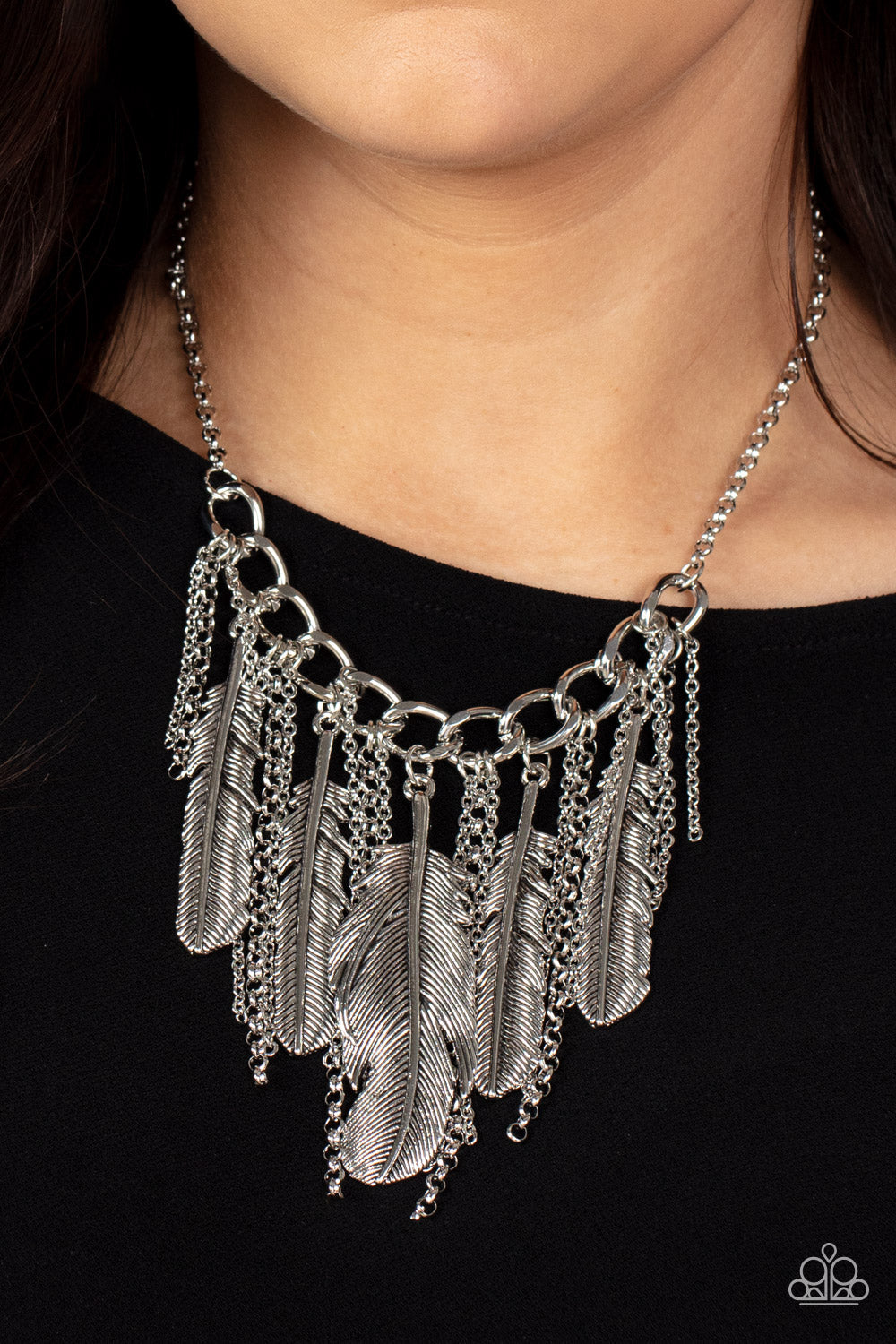 NEST Friends Forever - Silver Oversized Feather & Silver Chain Fringe Paparazzi Necklace & matching earrings