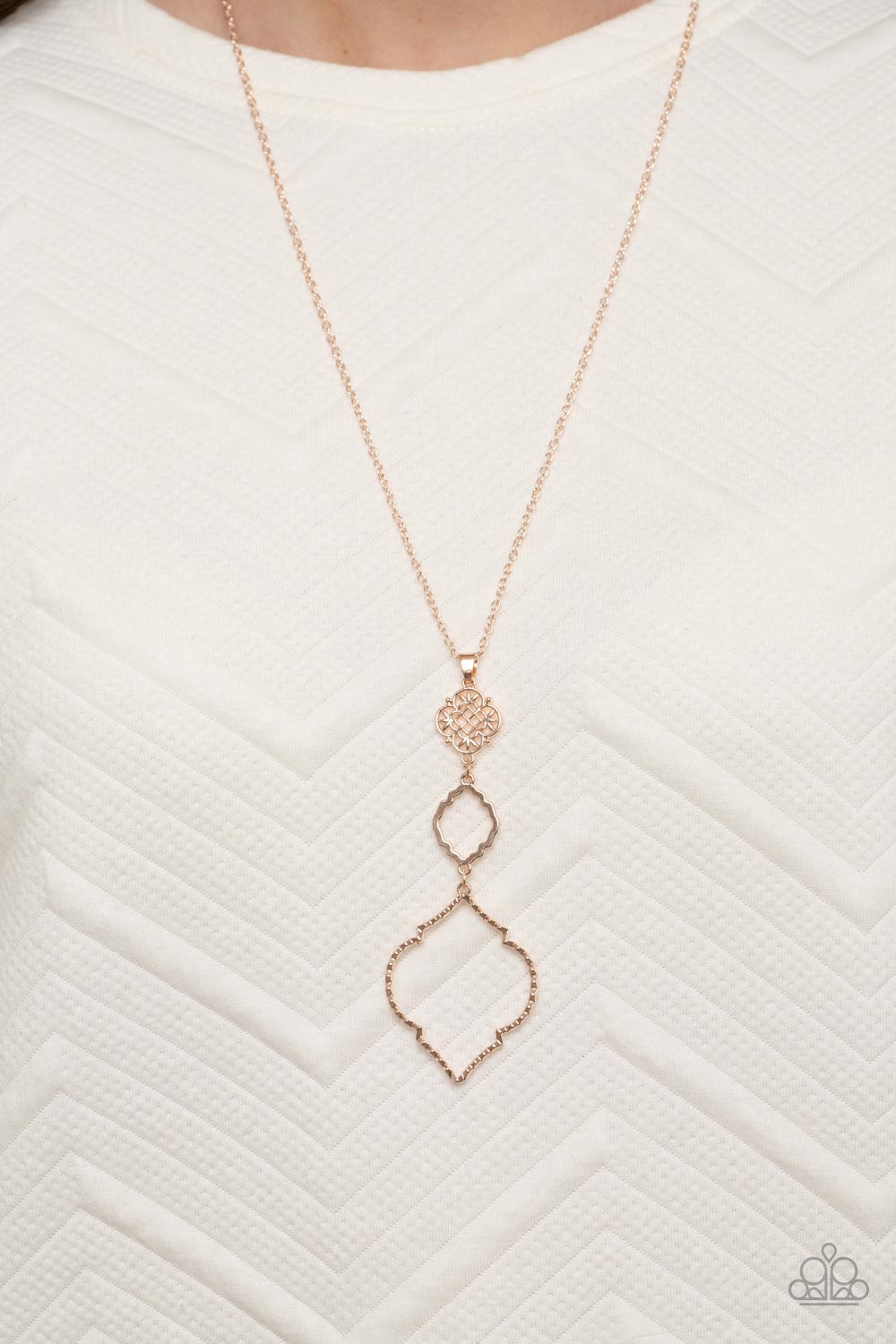 Marrakesh Mystery - Rose Gold Mandala-Like Pattern Pendant Paparazzi Necklace & matching earrings