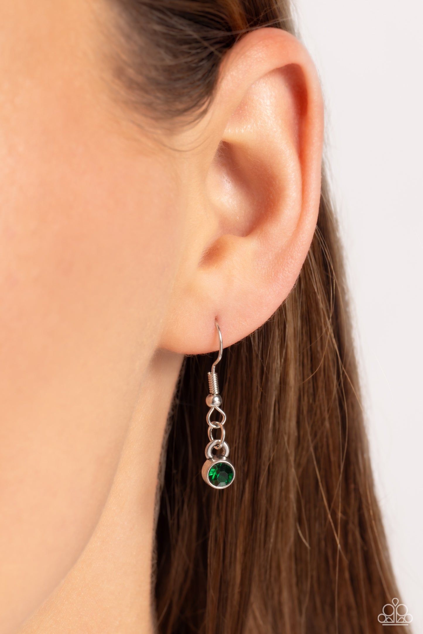 Villa Vixen - Green Rhinestones/Vine-Like Filigree Pendant Paparazzi Necklace & matching earrings