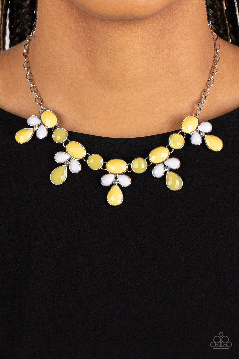 Midsummer Meadow - Yellow & White Faceted Bead Paparazzi Necklace & matching earrings