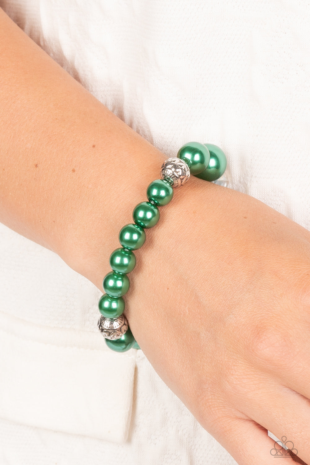 Royal Reward - Green Pearls, Silver Antique-Detail Balls, & Reflective Beaded Paparazzi Stretch Bracelet