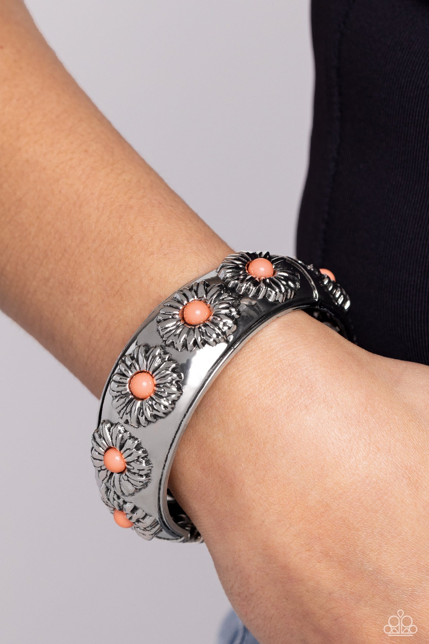 Taking FLORAL - Orange/Peach Beads & Sunflower Embossed Paparazzi Hinge Bracelet