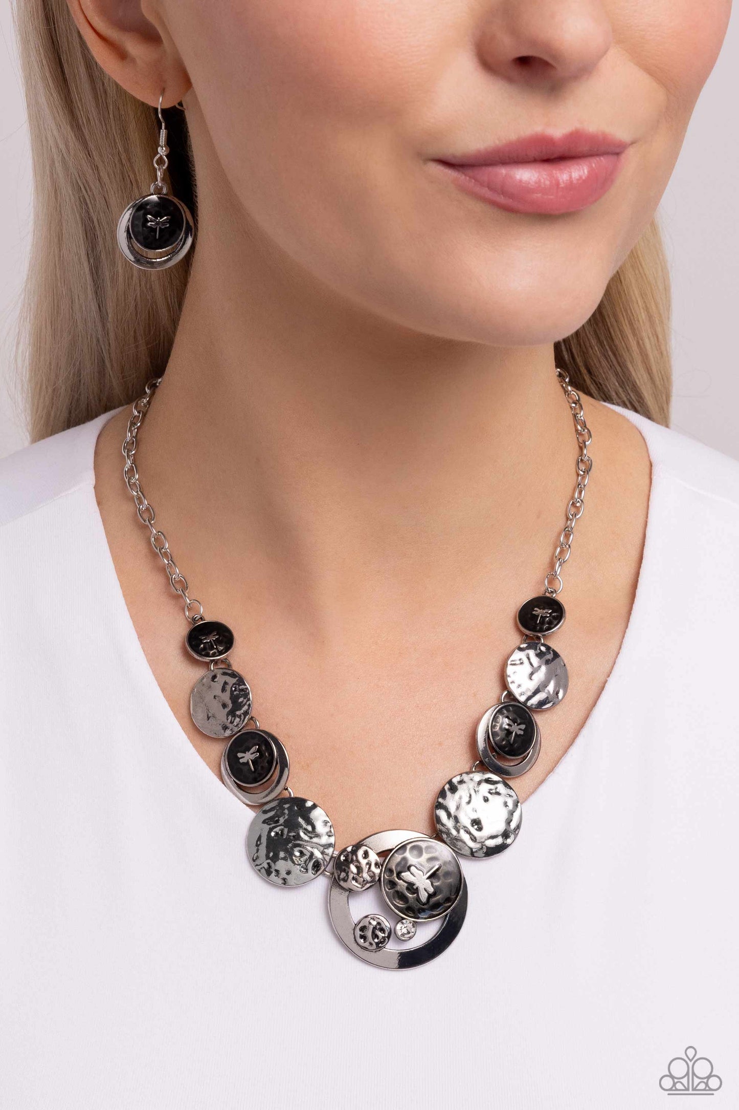 Dragonfly Design - Black Backdrop/Silver Dragonfly Discs Paparazzi Necklace & matching earrings
