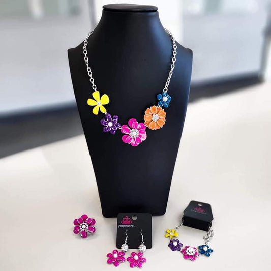 Glimpses of Malibu - Complete Trend Blend - Paparazzi September 2022 Fashion Fix Set