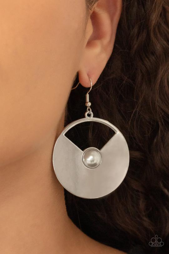 Record-Breaking Brilliance - White Pearl Center/Oversized Silver Disc Paparazzi Earrings