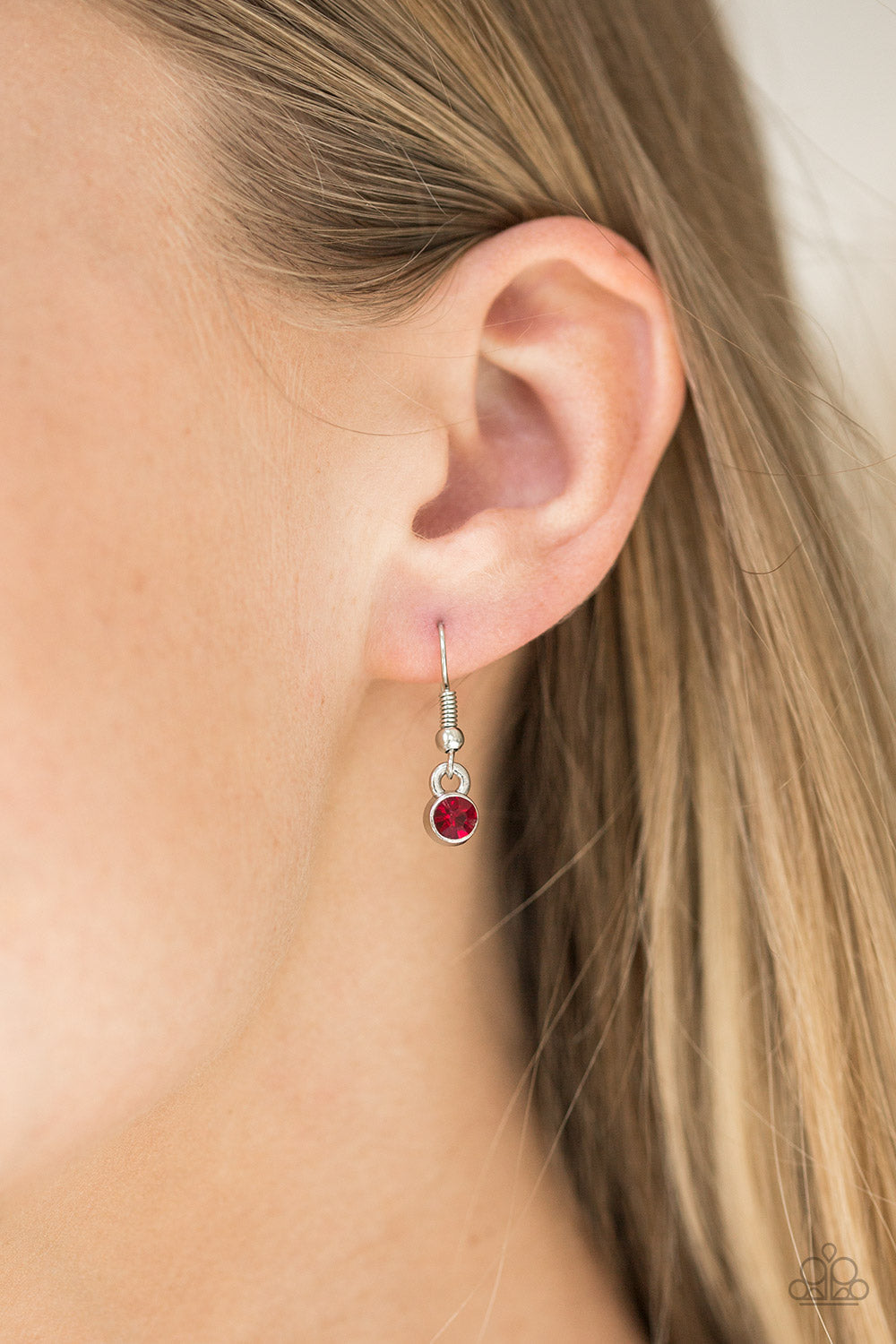 Notorious Noble - Multi Red Teardrop Gem/Black, Hematite & Red Rhinestone Pendant Necklace & matching earrings